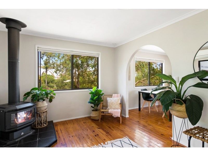 27 Redlands Drive, Gowrie Junction QLD 4352