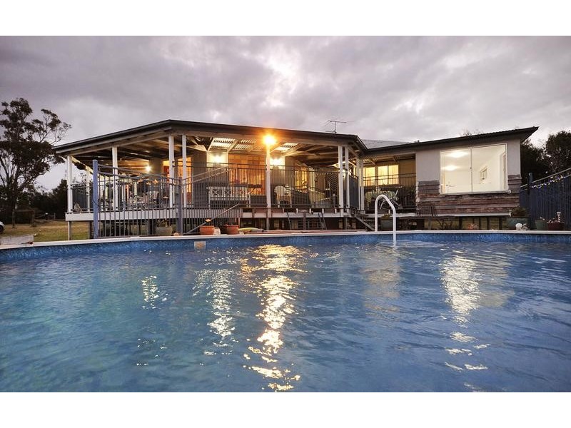 136 Dixon Lane, Greenmount East QLD 4359