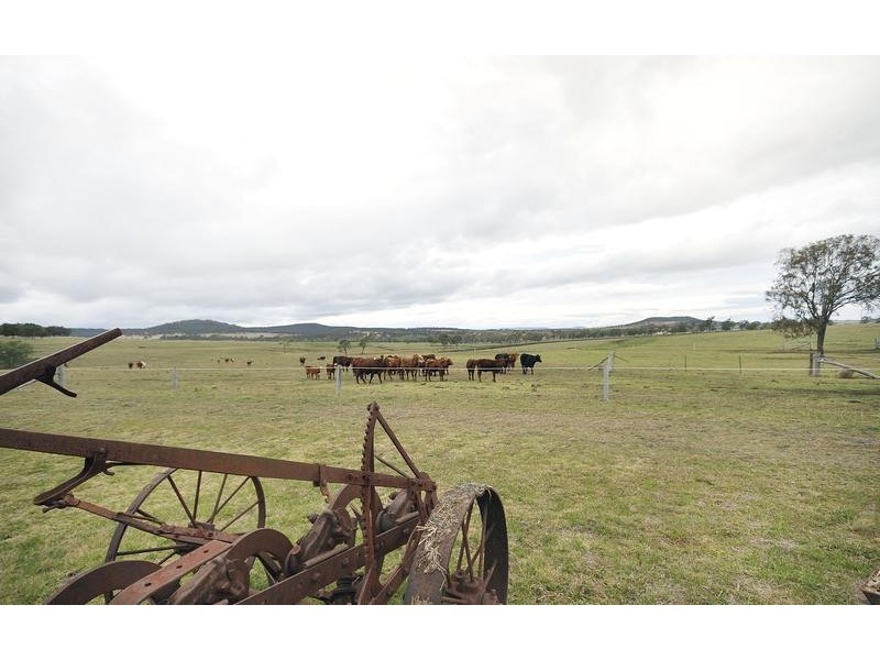 136 Dixon Lane, Greenmount East QLD 4359