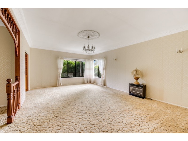 255 – 271 Greenwattle Street, Cranley QLD 4350