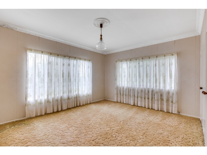 255 – 271 Greenwattle Street, Cranley QLD 4350