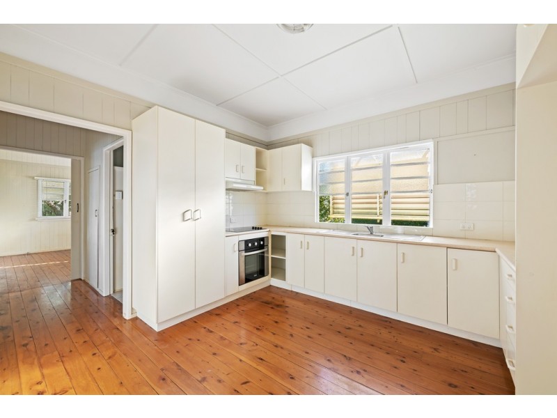 7A Victory Street, Newtown QLD 4350