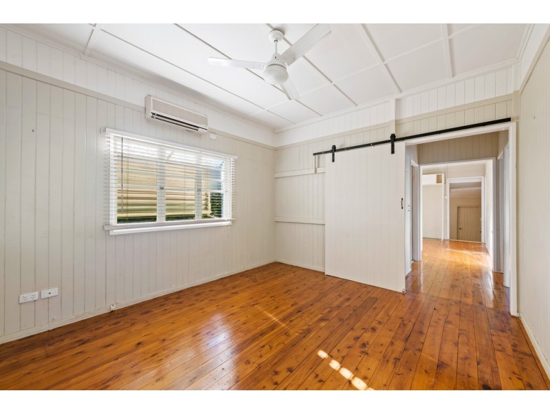 7A Victory Street, Newtown QLD 4350