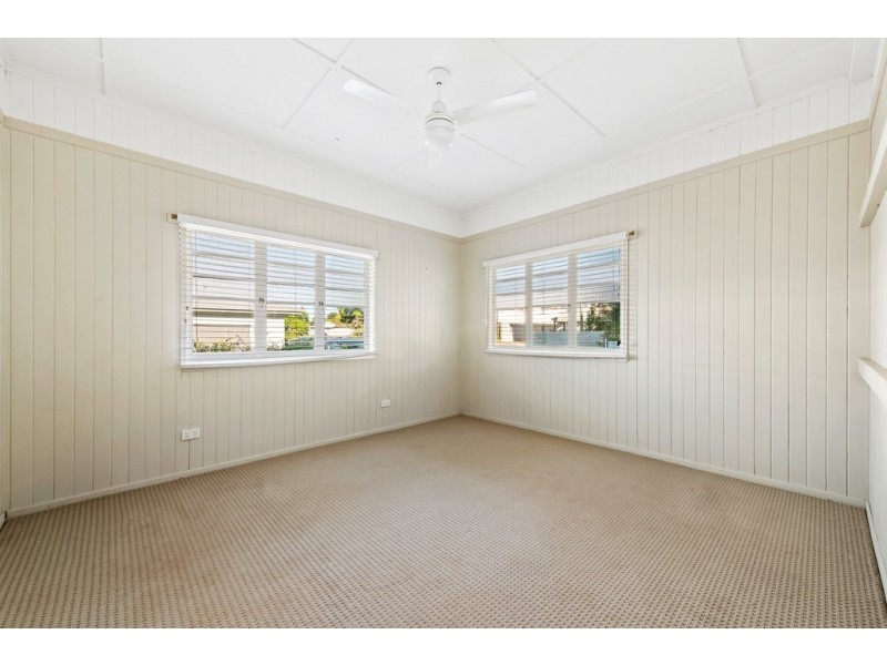 7A Victory Street, Newtown QLD 4350