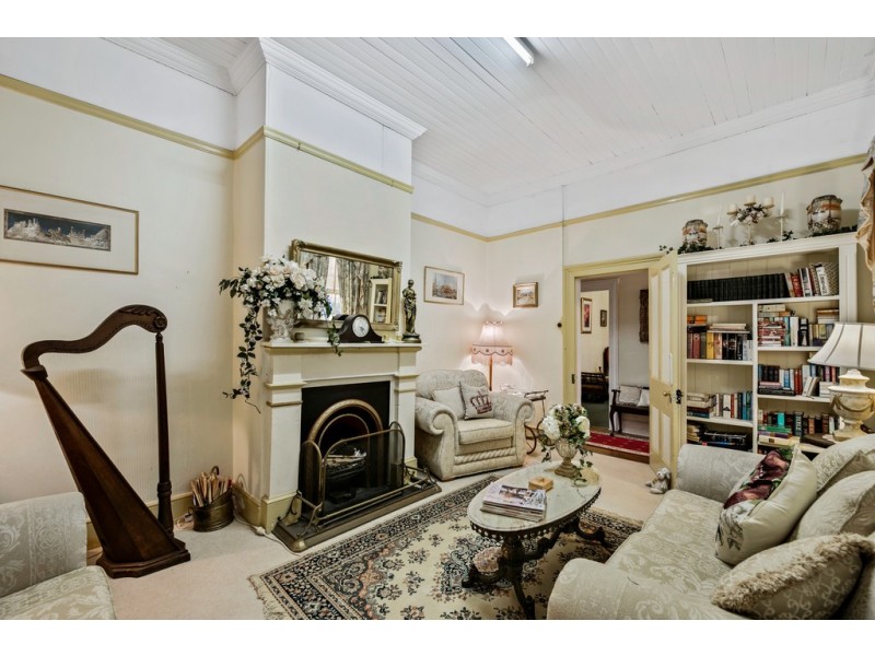 38 West Street, Toowoomba City QLD 4350