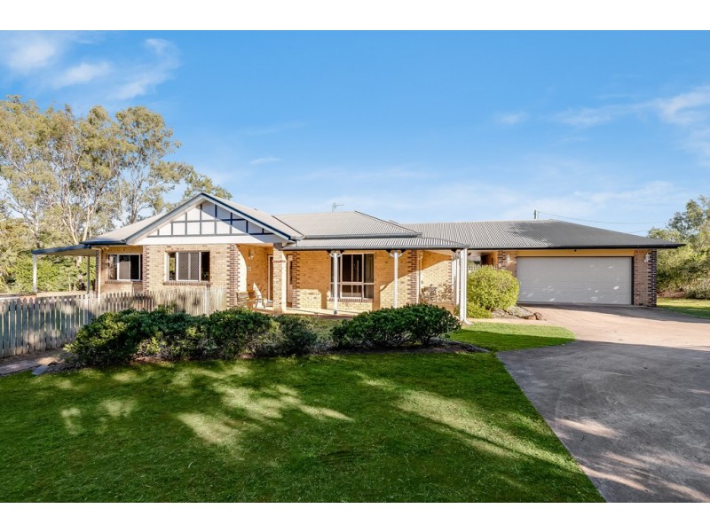 14 Parkridge Drive, Withcott QLD 4352