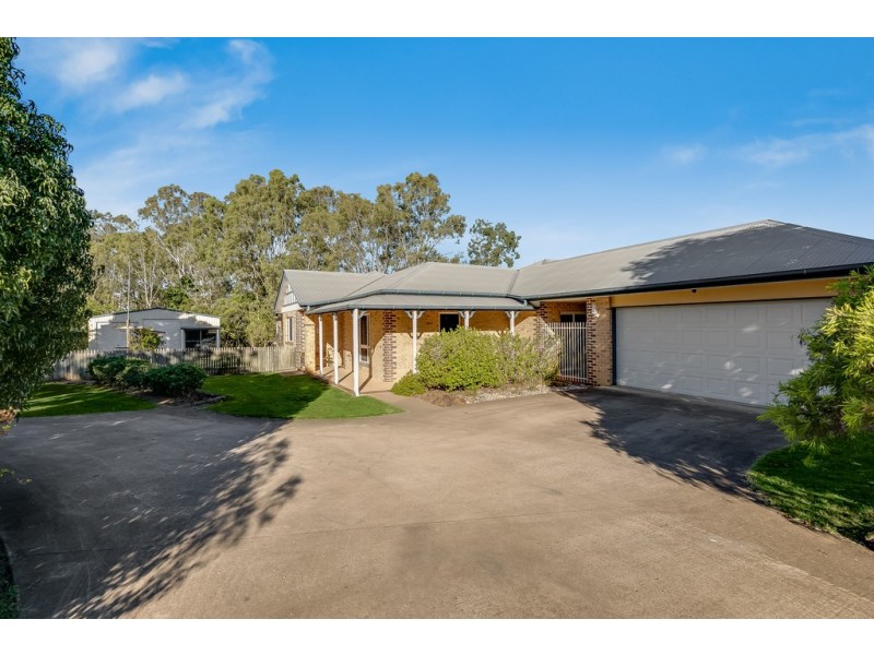 14 Parkridge Drive, Withcott QLD 4352