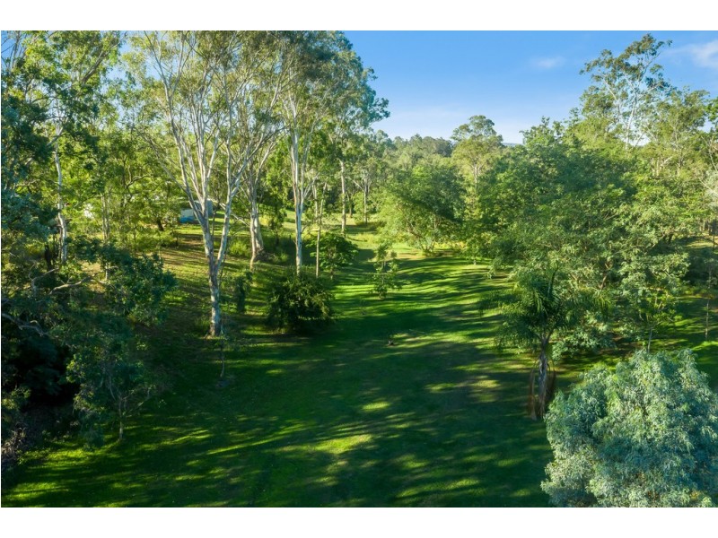 14 Parkridge Drive, Withcott QLD 4352