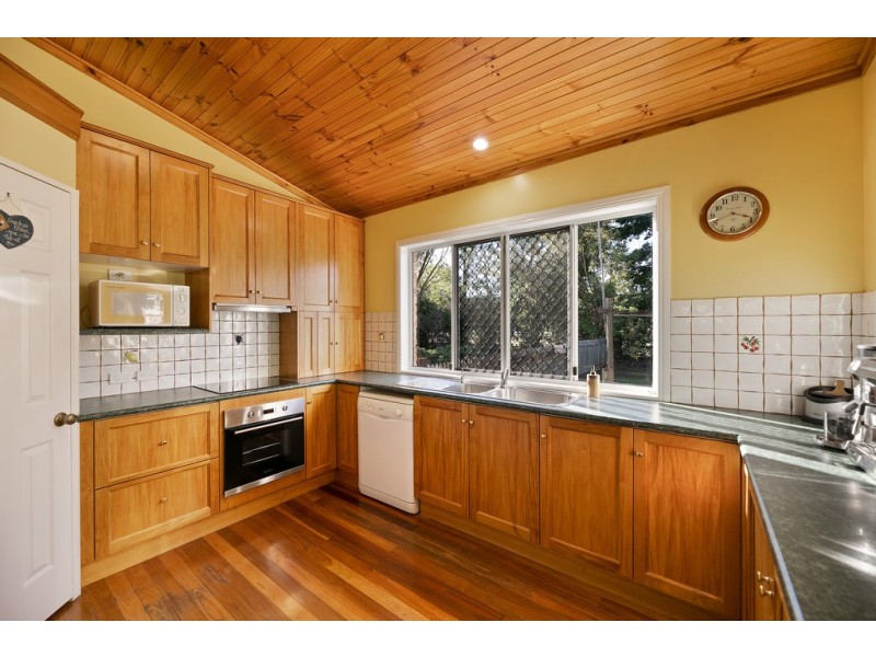 14 Parkridge Drive, Withcott QLD 4352
