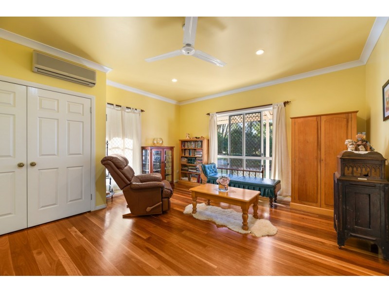 14 Parkridge Drive, Withcott QLD 4352