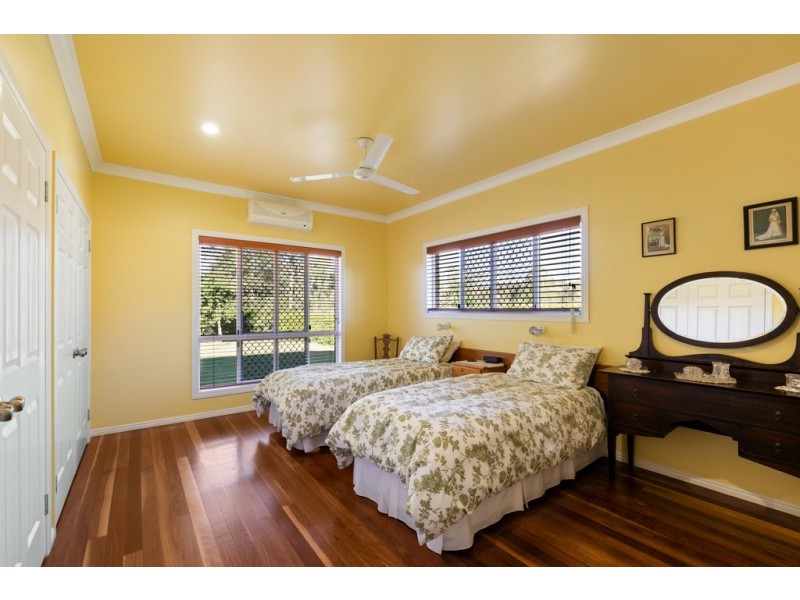 14 Parkridge Drive, Withcott QLD 4352