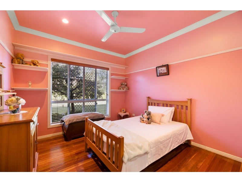 14 Parkridge Drive, Withcott QLD 4352
