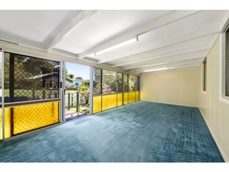 8 Blackwood Street, Harristown QLD 4350