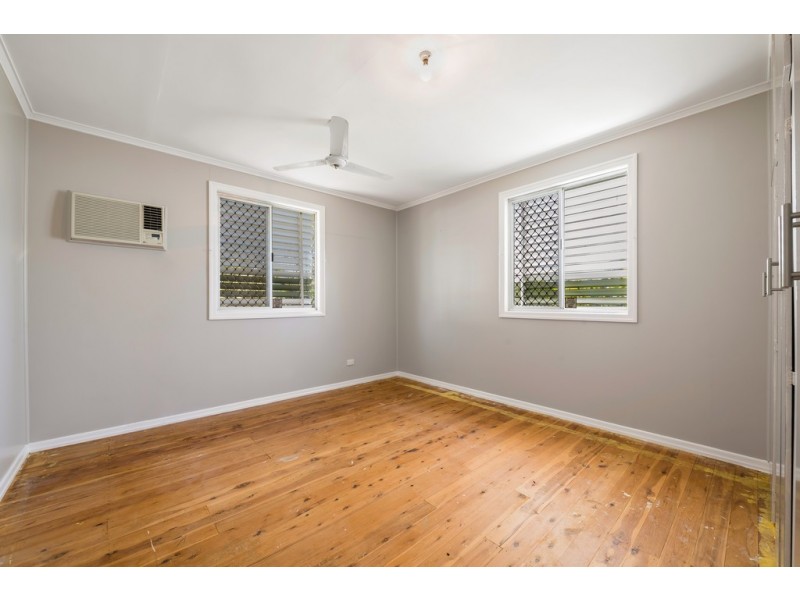 8 Blackwood Street, Harristown QLD 4350