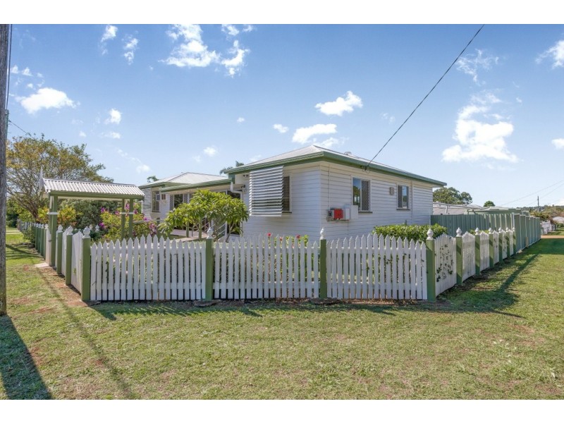 8 Blackwood Street, Harristown QLD 4350