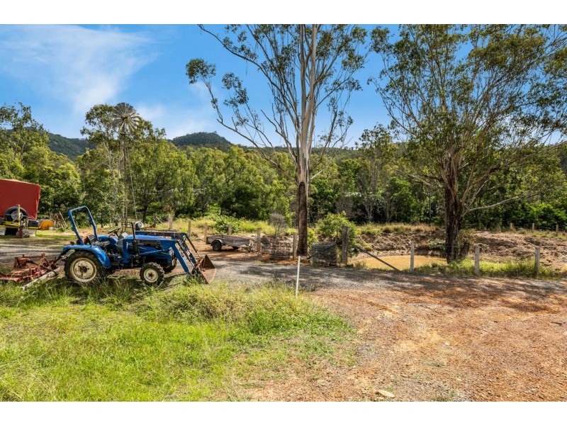 8681 Warrego Highway, Withcott QLD 4352