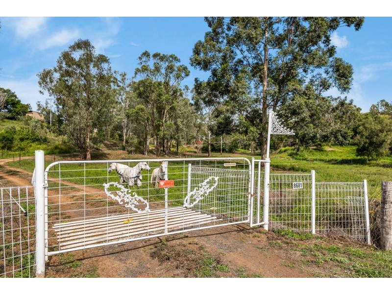8681 Warrego Highway, Withcott QLD 4352
