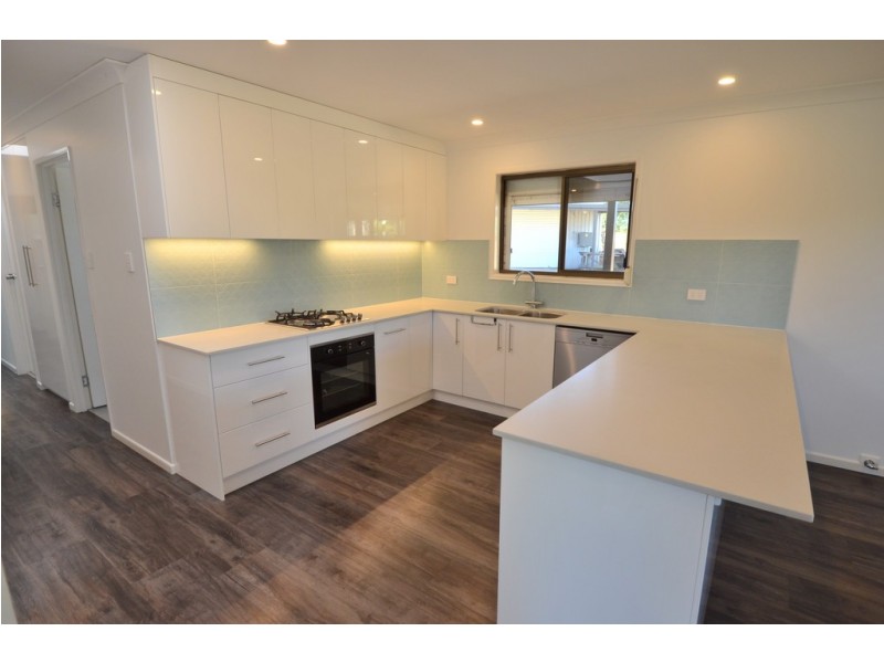 8 Clifford Street, Meringandan West QLD 4352