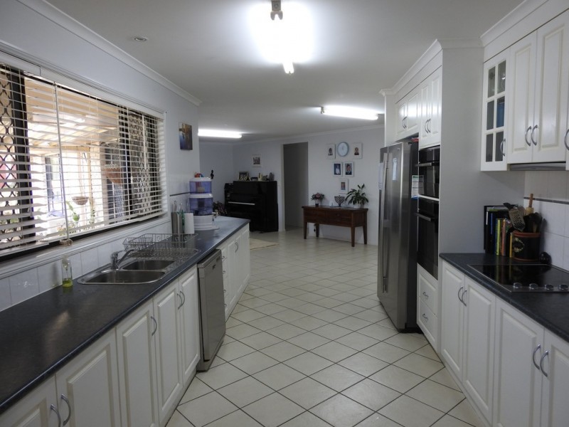 20 Crockers Road, Westbrook QLD 4350
