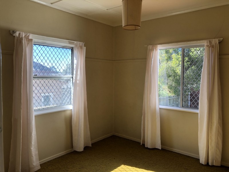 4 Dodd Street, Newtown QLD 4350