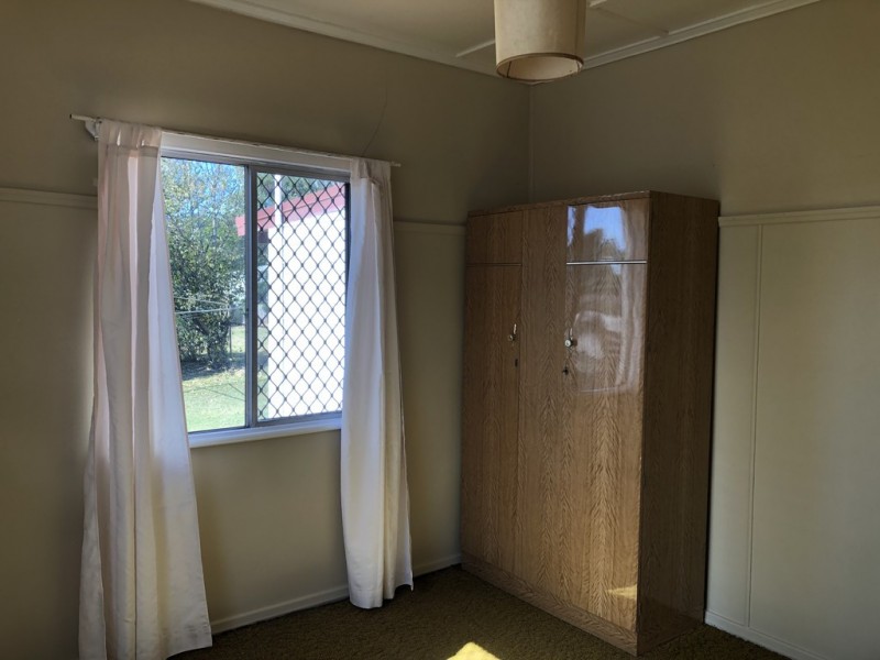 4 Dodd Street, Newtown QLD 4350