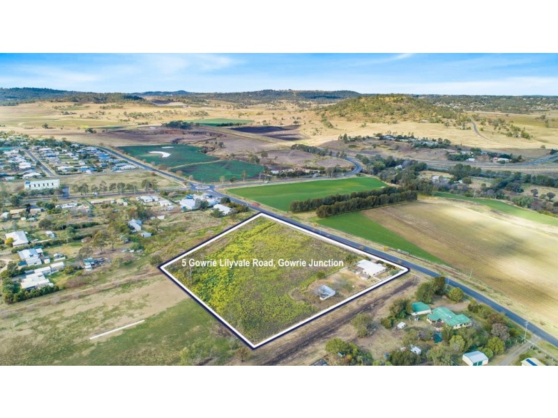 5 Gowrie Lilyvale Road, Gowrie Junction QLD 4352