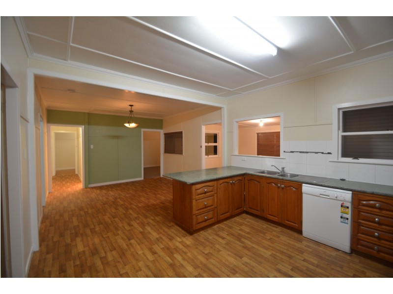 23 Free Street, Nobby QLD 4360