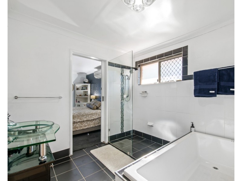 40 Luck Street, Darling Heights QLD 4350