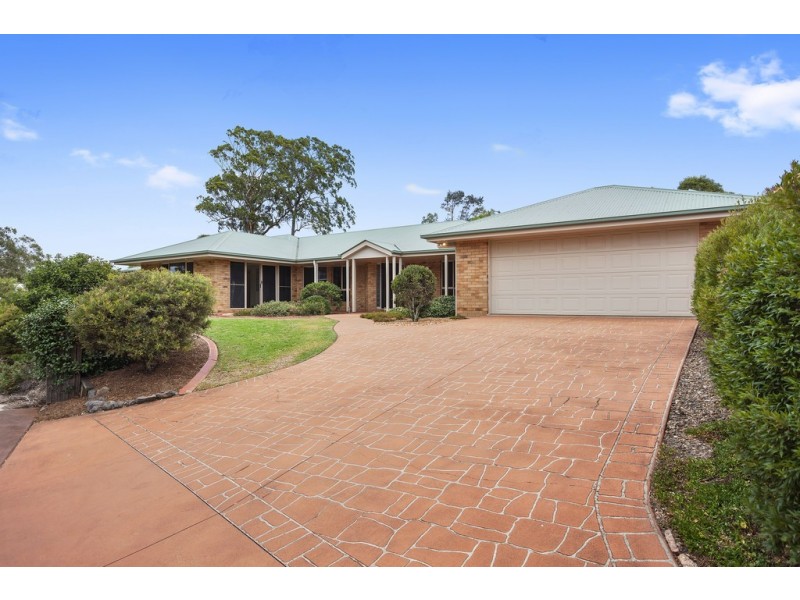 62 Barlow Street, Wilsonton QLD 4350
