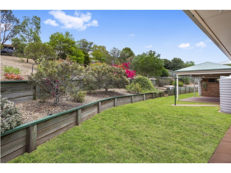 62 Barlow Street, Wilsonton QLD 4350