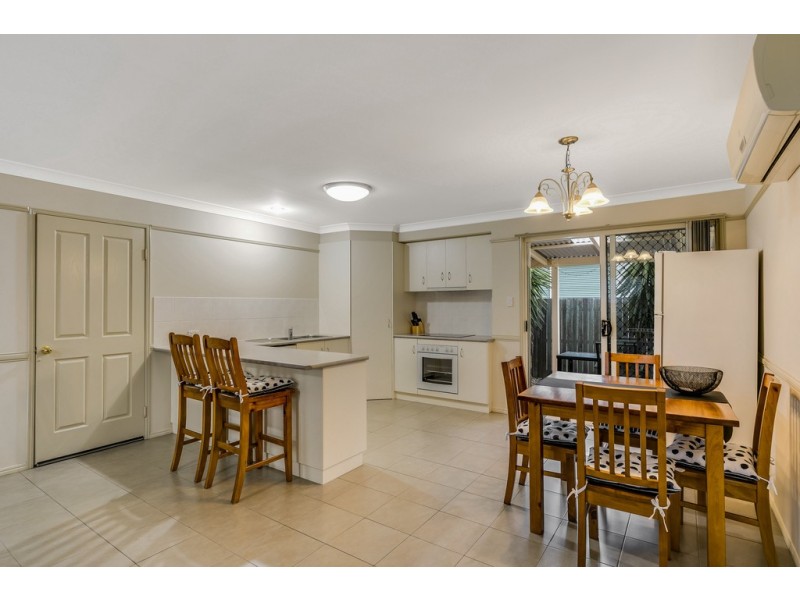 4a Llewellyn Street, Centenary Heights QLD 4350