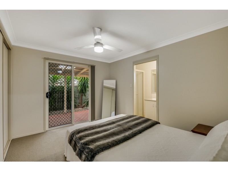 4a Llewellyn Street, Centenary Heights QLD 4350