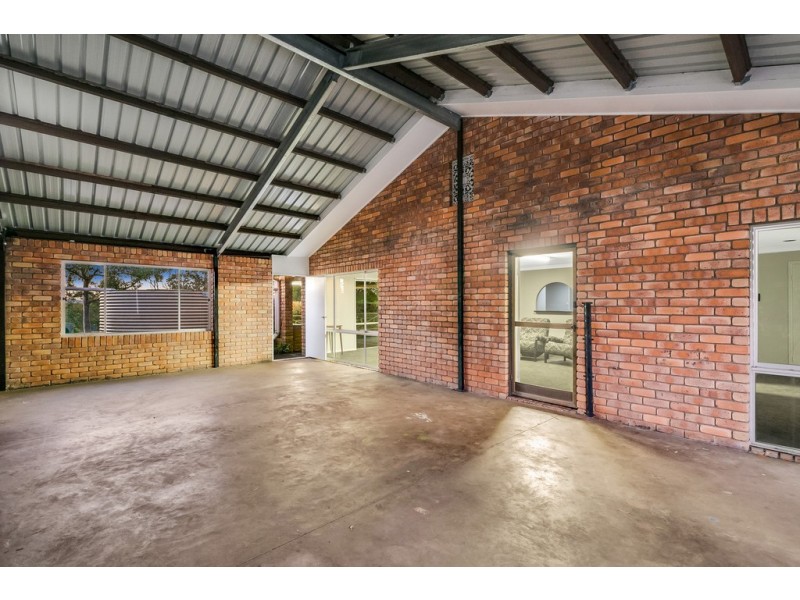 15 Hendy Street, Cranley QLD 4350