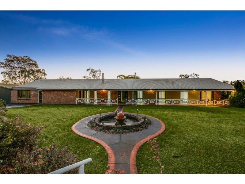 15 Hendy Street, Cranley QLD 4350