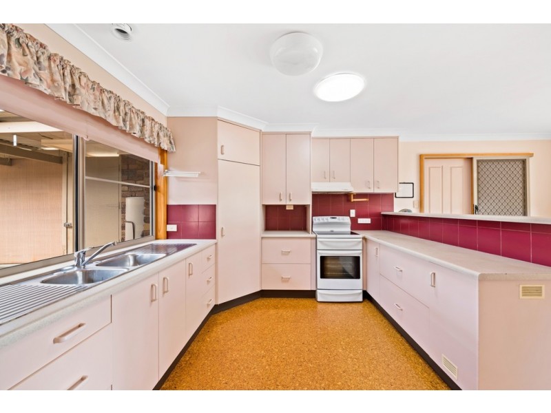 12454 New England Highway, Top Camp QLD 4350