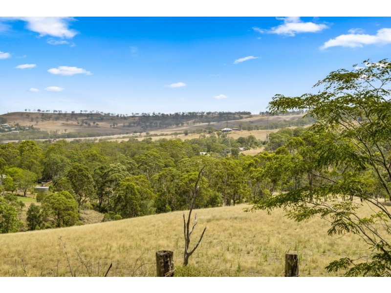 12454 New England Highway, Top Camp QLD 4350