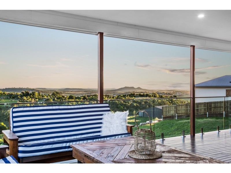 51 Federation Drive, Highfields QLD 4352