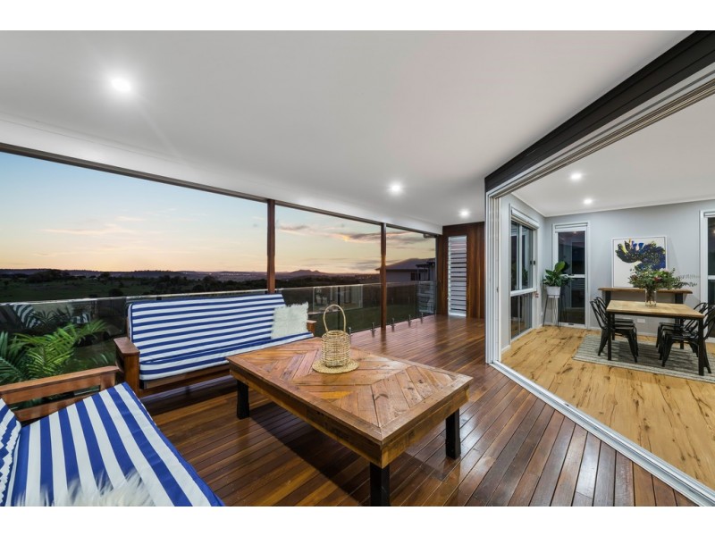 51 Federation Drive, Highfields QLD 4352