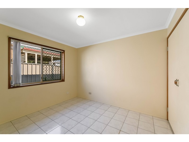 10 Donna Court, Kearneys Spring QLD 4350