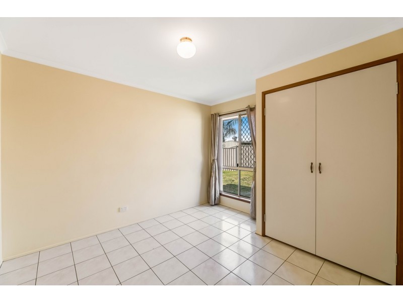10 Donna Court, Kearneys Spring QLD 4350