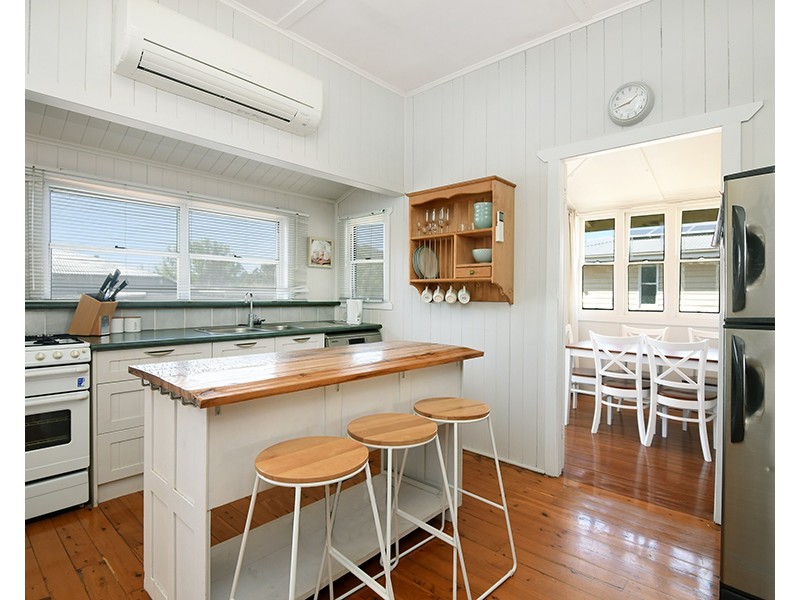 7 Roseberry Street, North Toowoomba QLD 4350