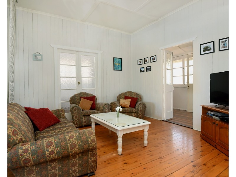 7 Roseberry Street, North Toowoomba QLD 4350