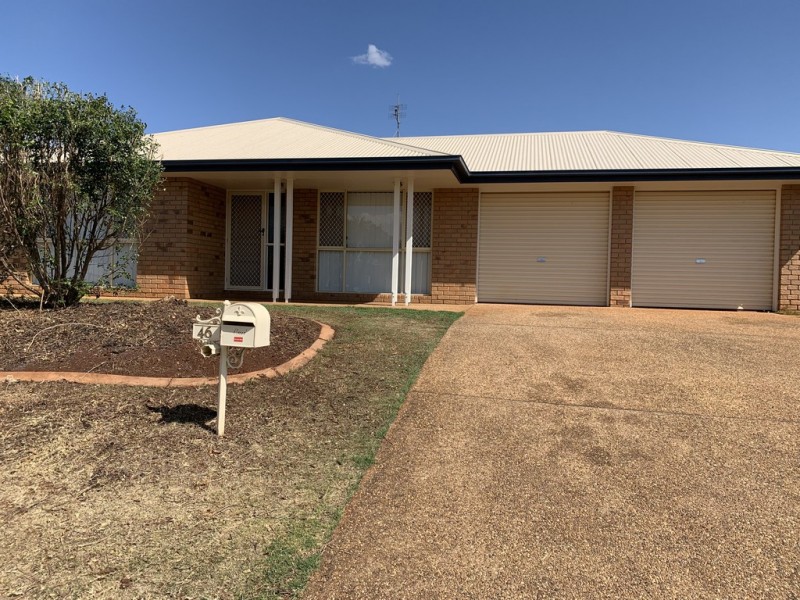 46 Jutsum Street, Middle Ridge QLD 4350