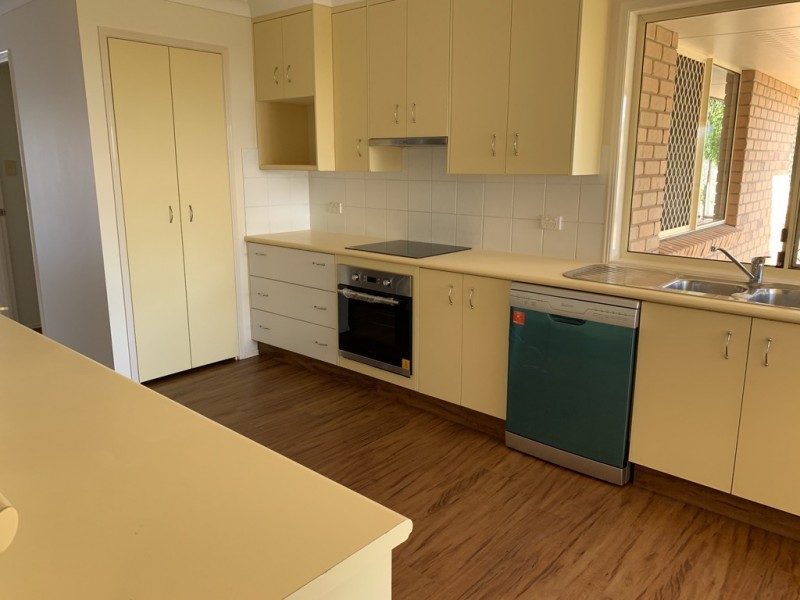 46 Jutsum Street, Middle Ridge QLD 4350
