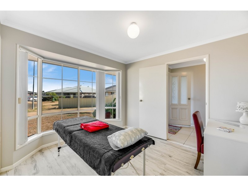 19 Joann Court, Oakey QLD 4401