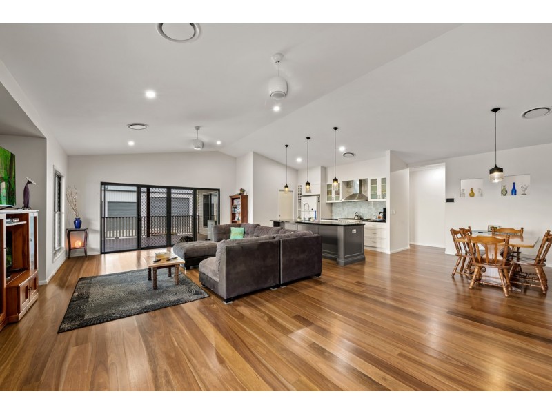 658 Rockmount Road, Preston QLD 4352
