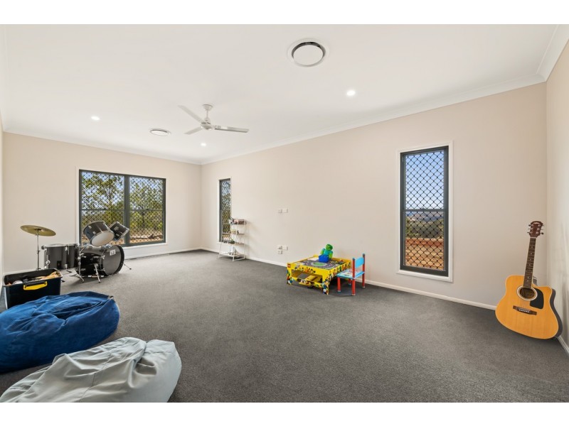 658 Rockmount Road, Preston QLD 4352
