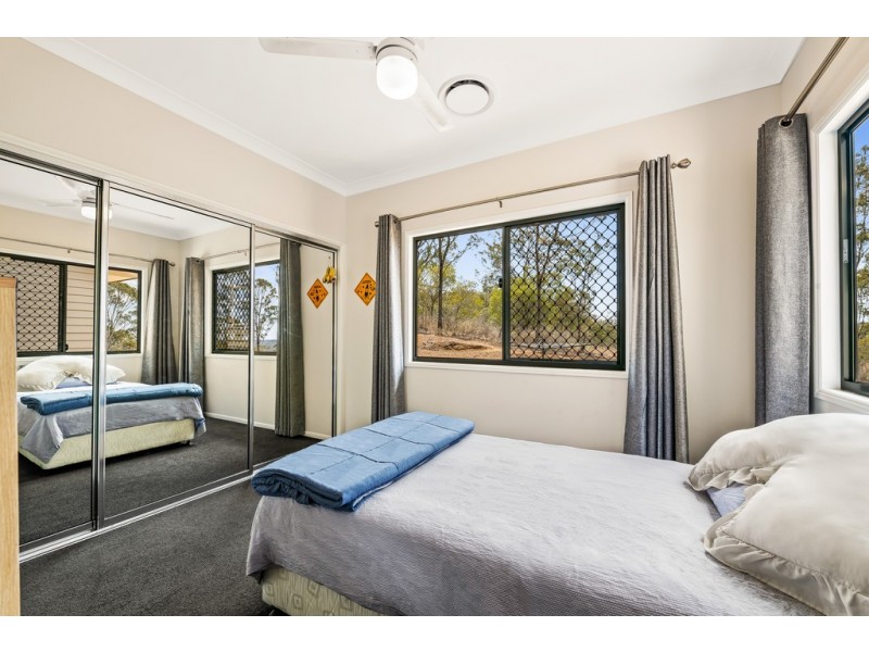 658 Rockmount Road, Preston QLD 4352