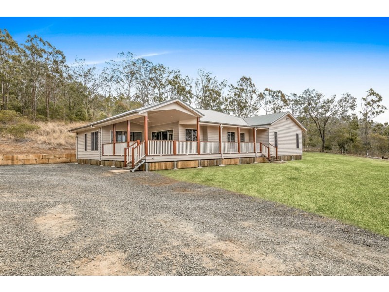 658 Rockmount Road, Preston QLD 4352