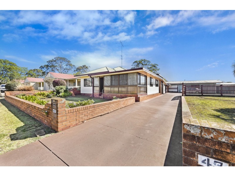 47 Payne Street, Wilsonton QLD 4350